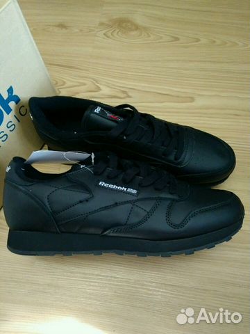Новые кроссовки Reebok Classic Новые кроссовки Reebok Classic