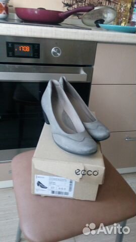 Туфли экко новые 37 р-р, соответствуют размеру