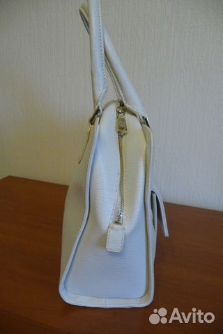 Продам новую сумку Moschino