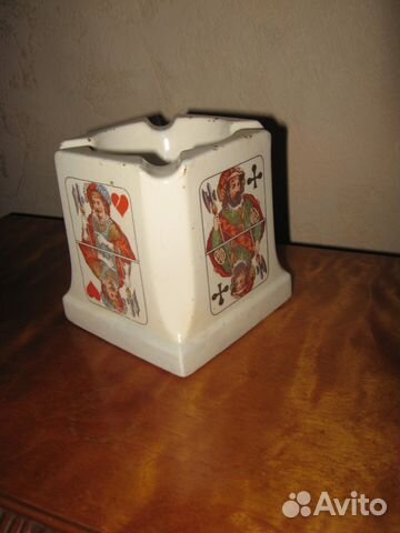 Антиквариат пепельница карты