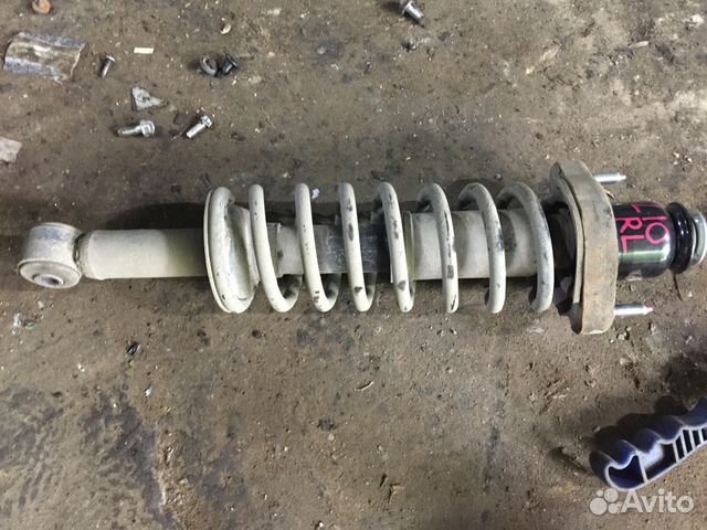 Амортизатор задний Mitsubishi Lancer 10. Разбор Амортизатор задний Mitsubishi Lancer 10. Разбор