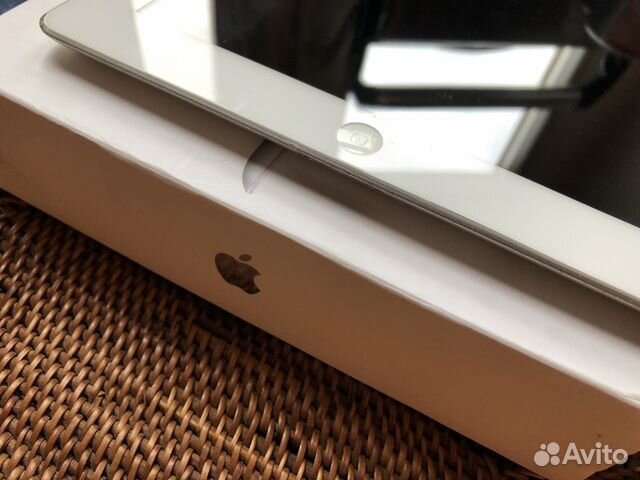 iPad 64 Gb Silver Wi-Fi + Sim model A1430 iPad 64 Gb Silver Wi-Fi + Sim model A1430