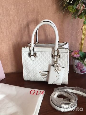 Guess сумка новая Guess сумка новая