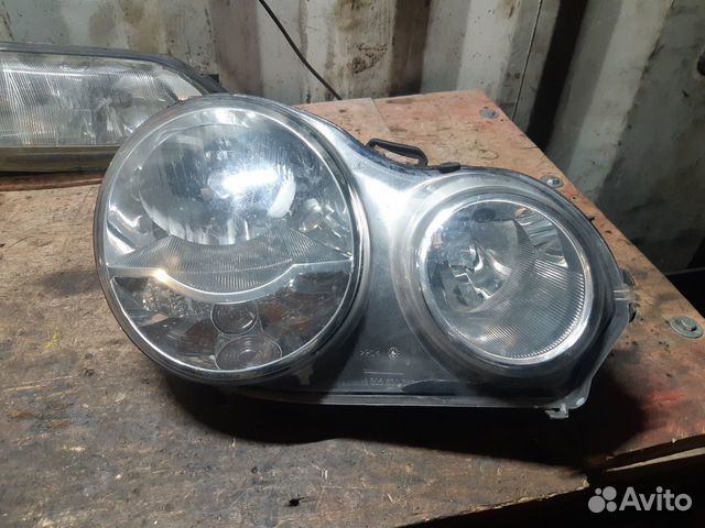 Фара правая Volkswagen Polo 2001-2005 г.в