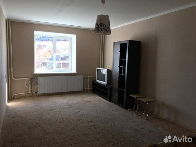 3-к квартира, 90 м², 1/10 эт.