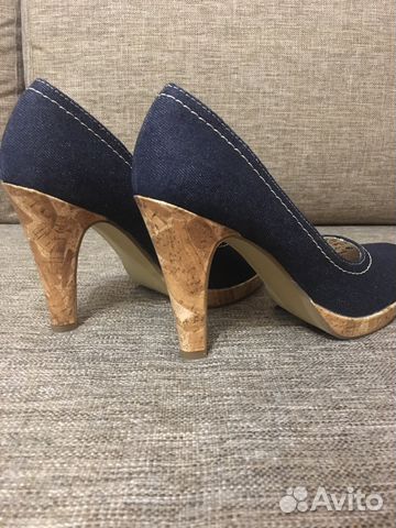 Женские туфли на каблуке,новые,39-40