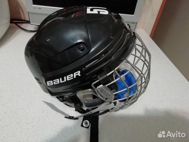 Шлем bauer