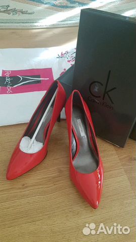 Туфли Calvin Klein красные лаковые новые