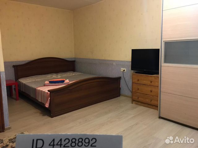 1-к квартира, 42 м², 9/16 эт. 1-к квартира, 42 м², 9/16 эт.