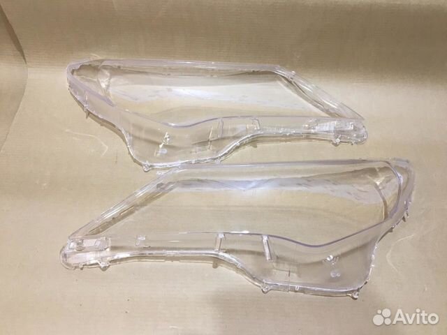 Новое стекло фары левое/правое Toyota RAV 4 CA40