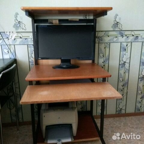 Стол компьютерный универсальный