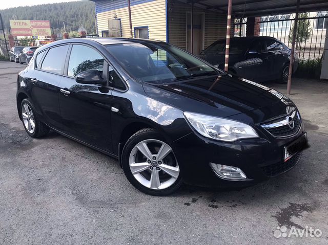 Opel Astra 1.6 AT, 2011, 120 000 км