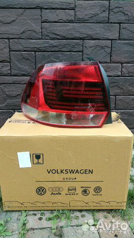 Оригинальный фонарь Volkswagen задний левый Оригинальный фонарь Volkswagen задний левый