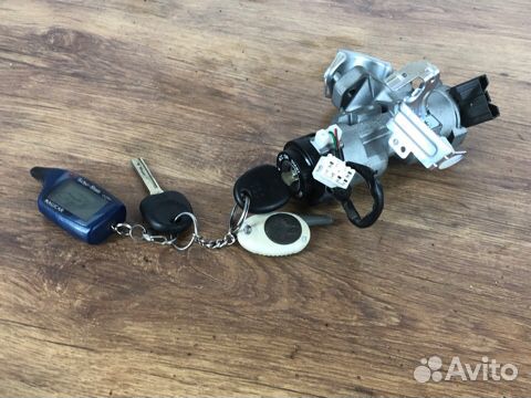 Замок зажигания с ключом Хендай Солярис Замок зажигания с ключом Хендай Солярис