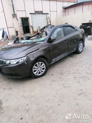 KIA Cerato 1.6 МТ, 2012, битый, 70 000 км