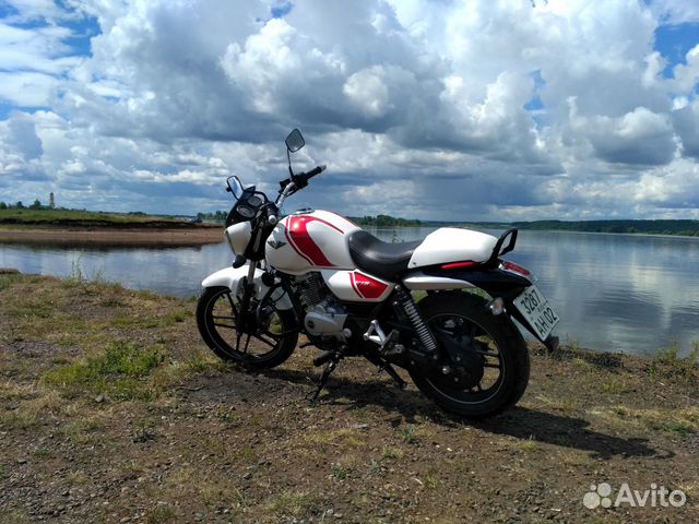 Мотоцикл Bajaj V150 (Баджадж)