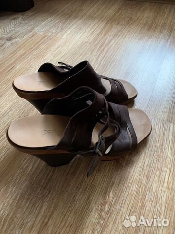 Сабо на каблуках