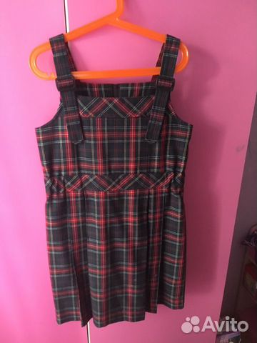 Школьная форма зелёная (сарафан, юбка и блузки)