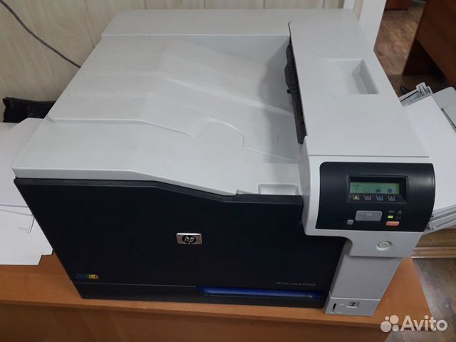 Принтер HP Color LaserJet Professional CP5225