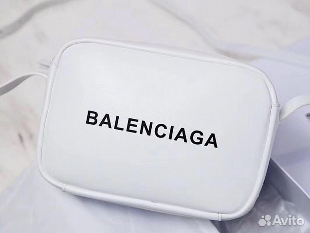 Balenciaga упаковка