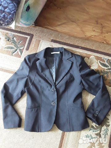 Школьный пиджак для девушки Школьный пиджак для девушки