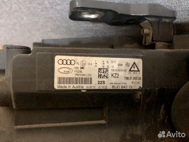 Фара левая Audi Q3 8U