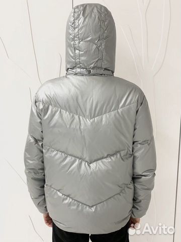 Куртка пуховик Emporio Armani мужская оригинал б/у Куртка пуховик Emporio Armani мужская оригинал б/у