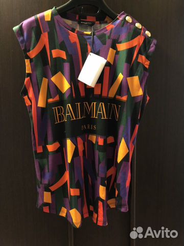 Футболка balmain. Оригинал. С бирками Футболка balmain. Оригинал. С бирками