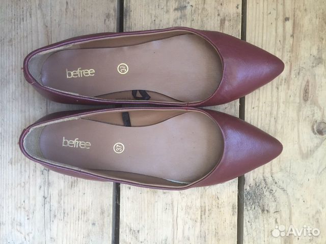 Балетки с острым носом