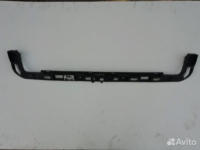 Направляющая заднего бампера задняя Volkswagen