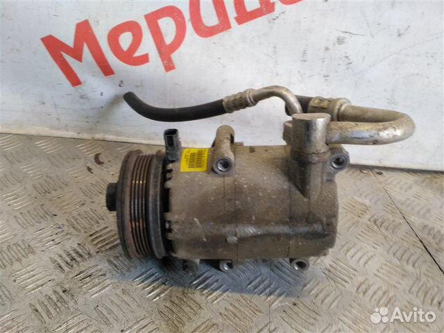 Компрессор кондиционера Ford Focus II 1.6 2009 Компрессор кондиционера Ford Focus II 1.6 2009