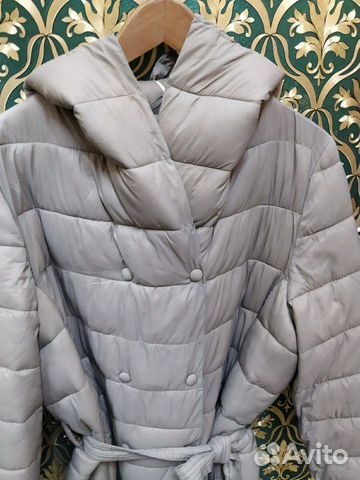 Стильное пальто с капюшоном Италия Стильное пальто с капюшоном Италия