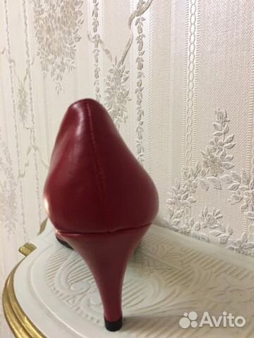 Туфли красные новые 37 размер Туфли красные новые 37 размер