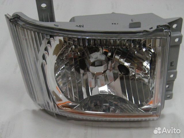 Фара RH (с корректором) NLR85/NPR75