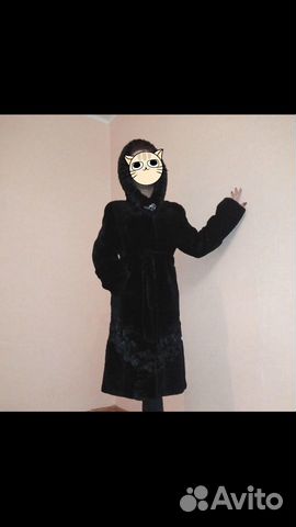 Шуба мутоновая с отделкой норки Шуба мутоновая с отделкой норки