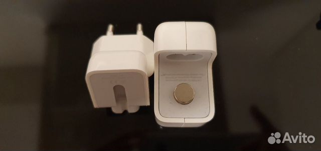 Оригинальный адаптер питания Apple USB 2.1А Оригинальный адаптер питания Apple USB 2.1А