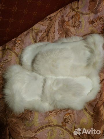 Варежки из белоснежного кролика Варежки из белоснежного кролика