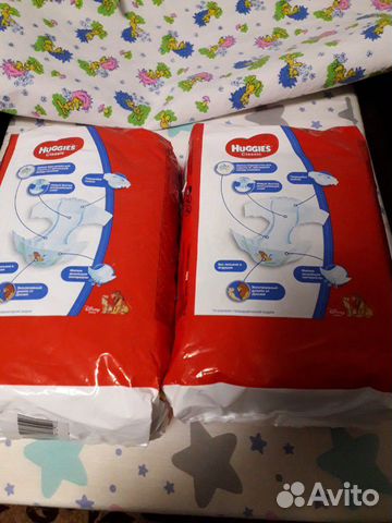 Памперсы открыли брали только один памперс, из пач