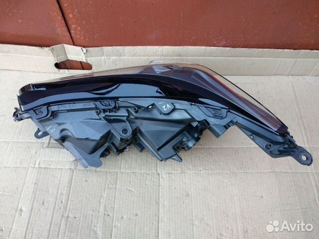 Фара Lexus NX 200T 300H правая оригинал 2017+ Фара Lexus NX 200T 300H правая оригинал 2017+