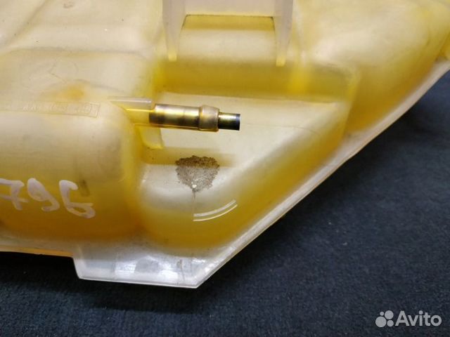 Бачок расширительный Mercedes W163 ML W163 Бачок расширительный Mercedes W163 ML W163