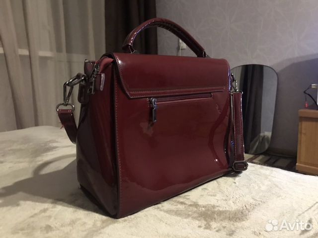 Лаковая сумка Лаковая сумка
