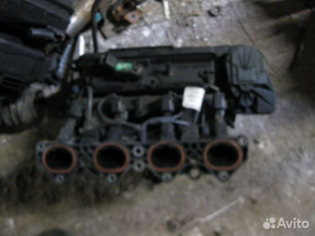 Коллектор впускной NFU 1.6 Citroen C4 Peugeot 307