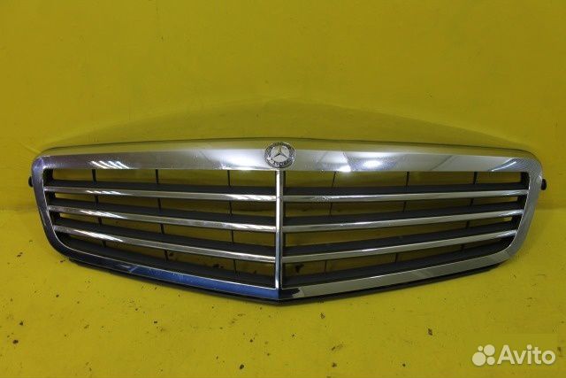 Решетка радиатора Mercedes C-Classe W204