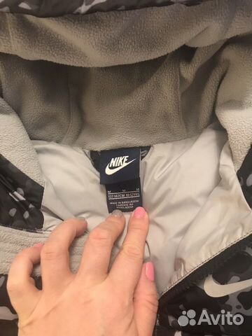 Куртка Nike зимняя 137-147 см Куртка Nike зимняя 137-147 см