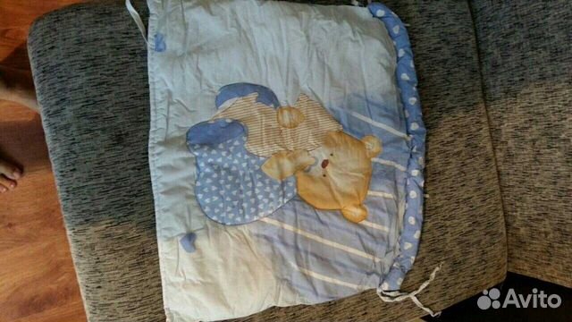 Бортики в кроватку, балдахин (комплект) Бортики в кроватку, балдахин (комплект)