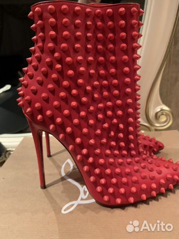 Ботильоны Christian Louboutin Ботильоны Christian Louboutin
