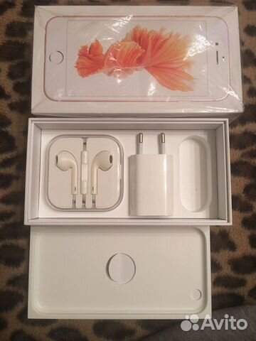 Телефон iPhone 6s Телефон iPhone 6s