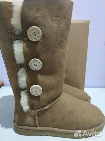 UGG Australia три пуговки рыжие новые UGG Australia три пуговки рыжие новые