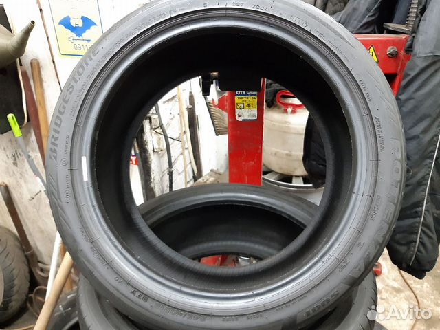 Bridgestone potenza S-001 245/40/18 R18 (2) Bridgestone potenza S-001 245/40/18 R18 (2)