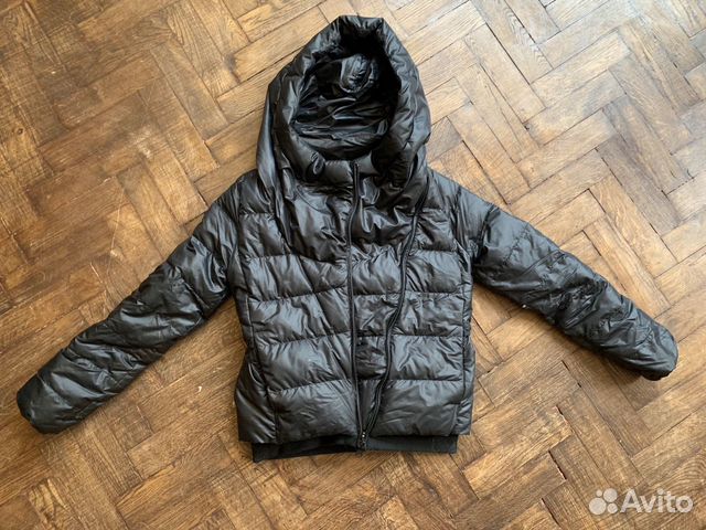 Пуховик Nike xs Пуховик Nike xs